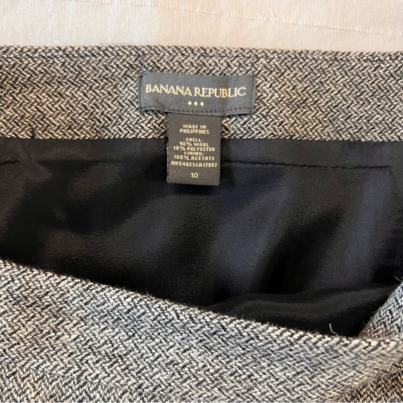 Tweed a_line skirt with ruffle’s. - Picture 8 of 8